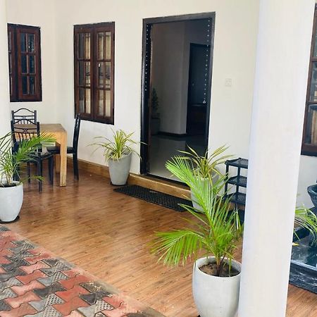Lali beach villa Trincomalee Exteriör bild