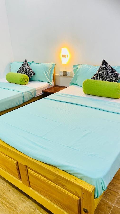 Lali beach villa Trincomalee Exteriör bild